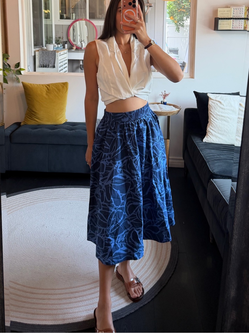 NWT Banana Republic Navy and Blue Patterned Midi Skirt (XS)